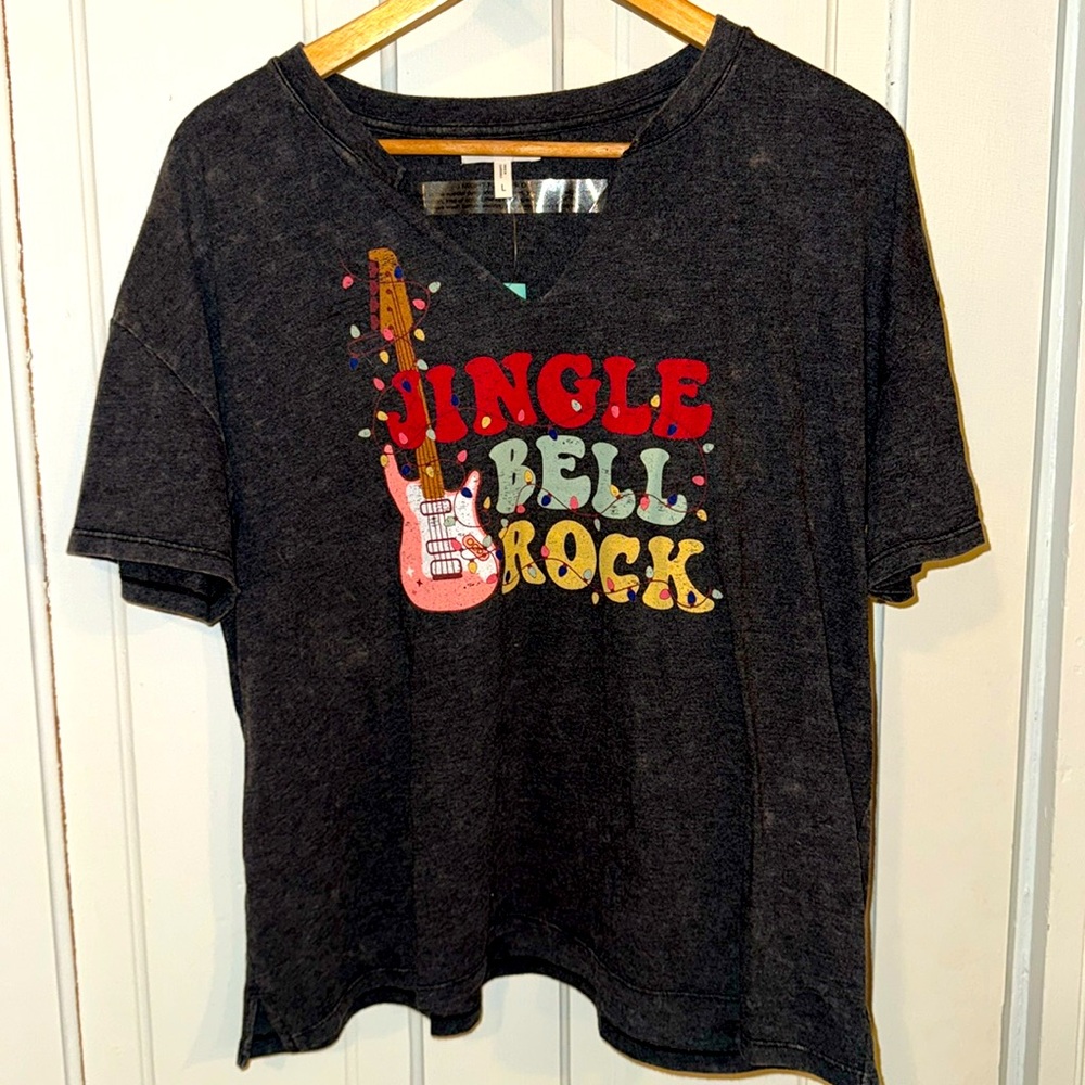 NWT Maurices Jingle Bell Rock tee
